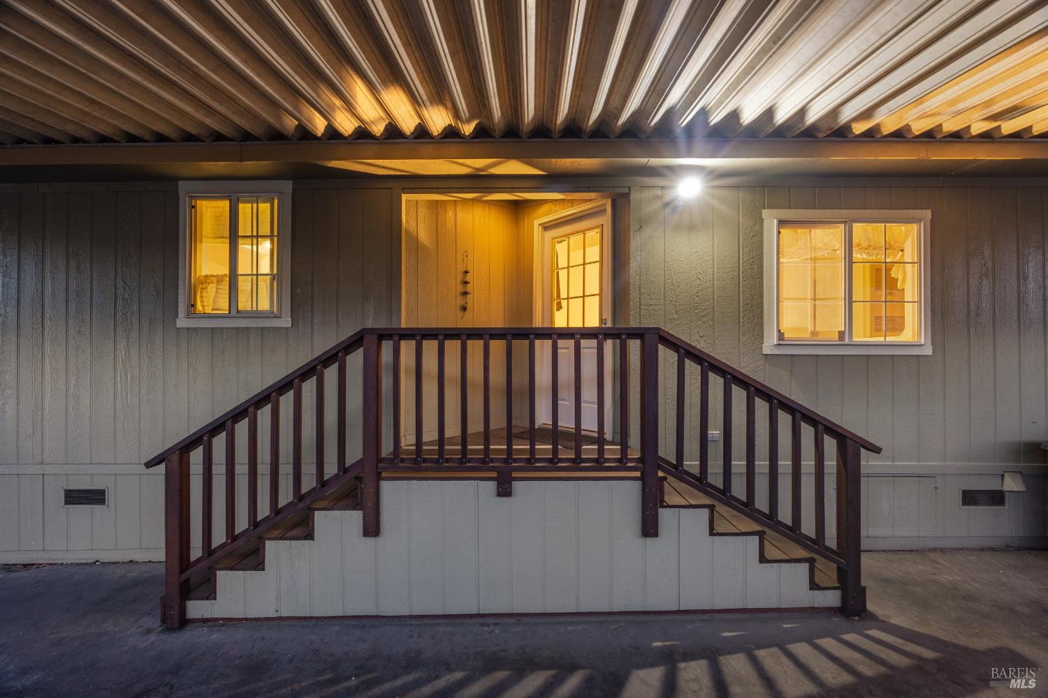 Detail Gallery Image 5 of 51 For 526 Mendocino Dr, Petaluma,  CA 94954 - 2 Beds | 2 Baths