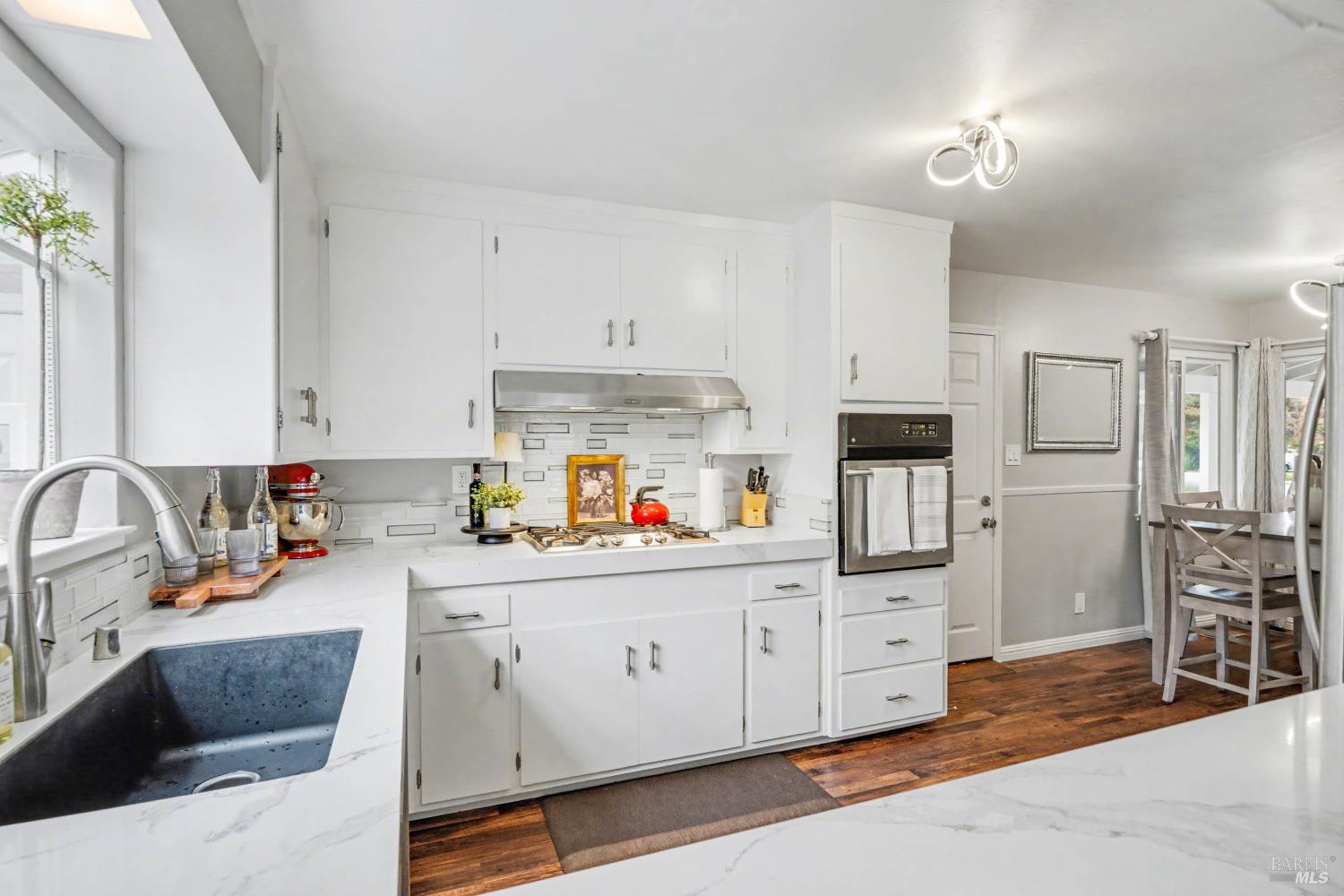 Detail Gallery Image 20 of 53 For 2535 Patricia Dr, Napa,  CA 94558 - 3 Beds | 2 Baths