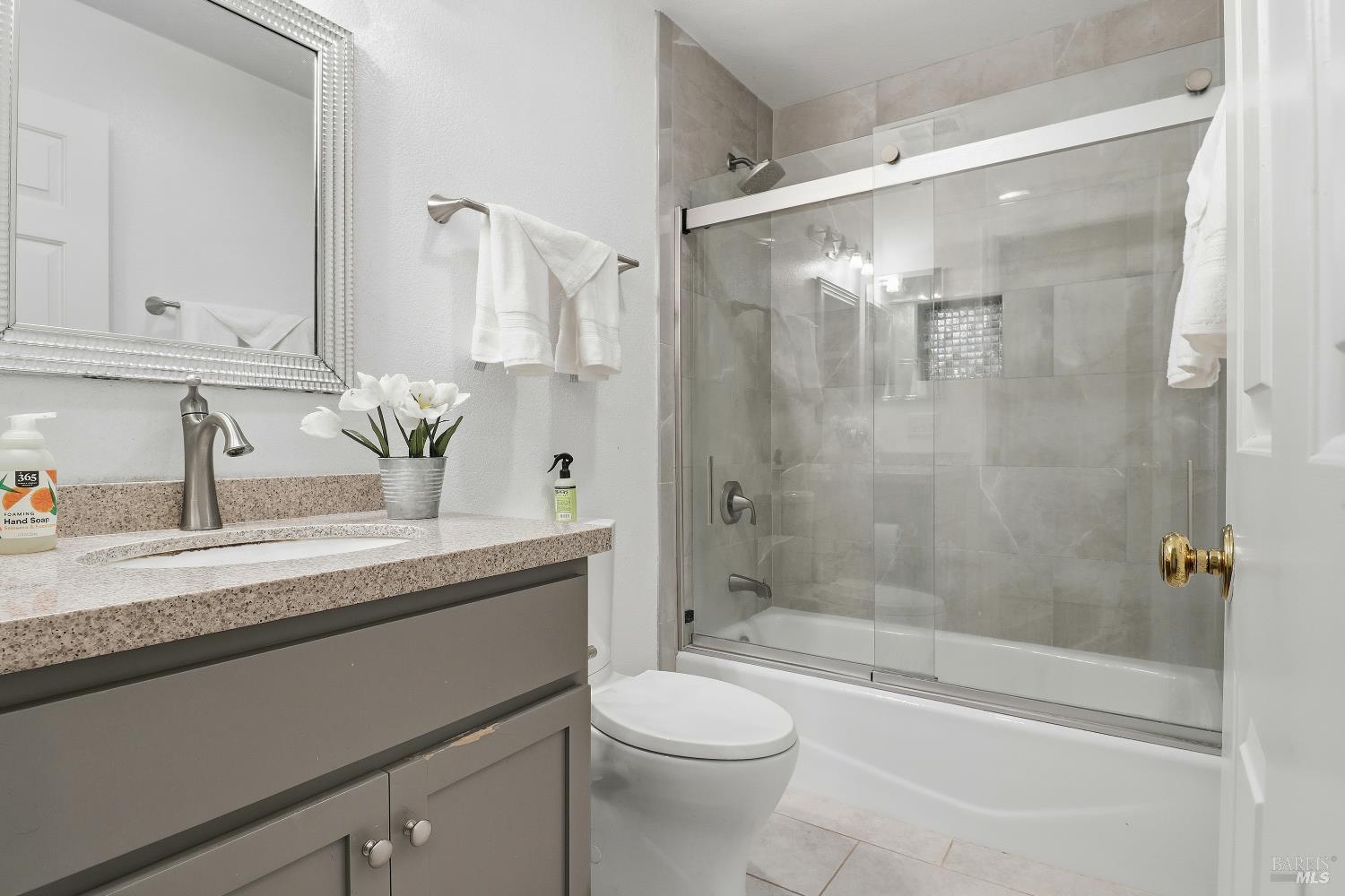 Detail Gallery Image 24 of 35 For 458 Bernice Ln, Sonoma,  CA 95476 - 2 Beds | 2 Baths