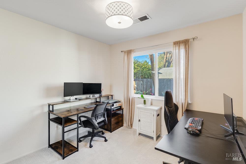 Detail Gallery Image 33 of 68 For 125 Easson Ct, Vallejo,  CA 94591 - 3 Beds | 2 Baths