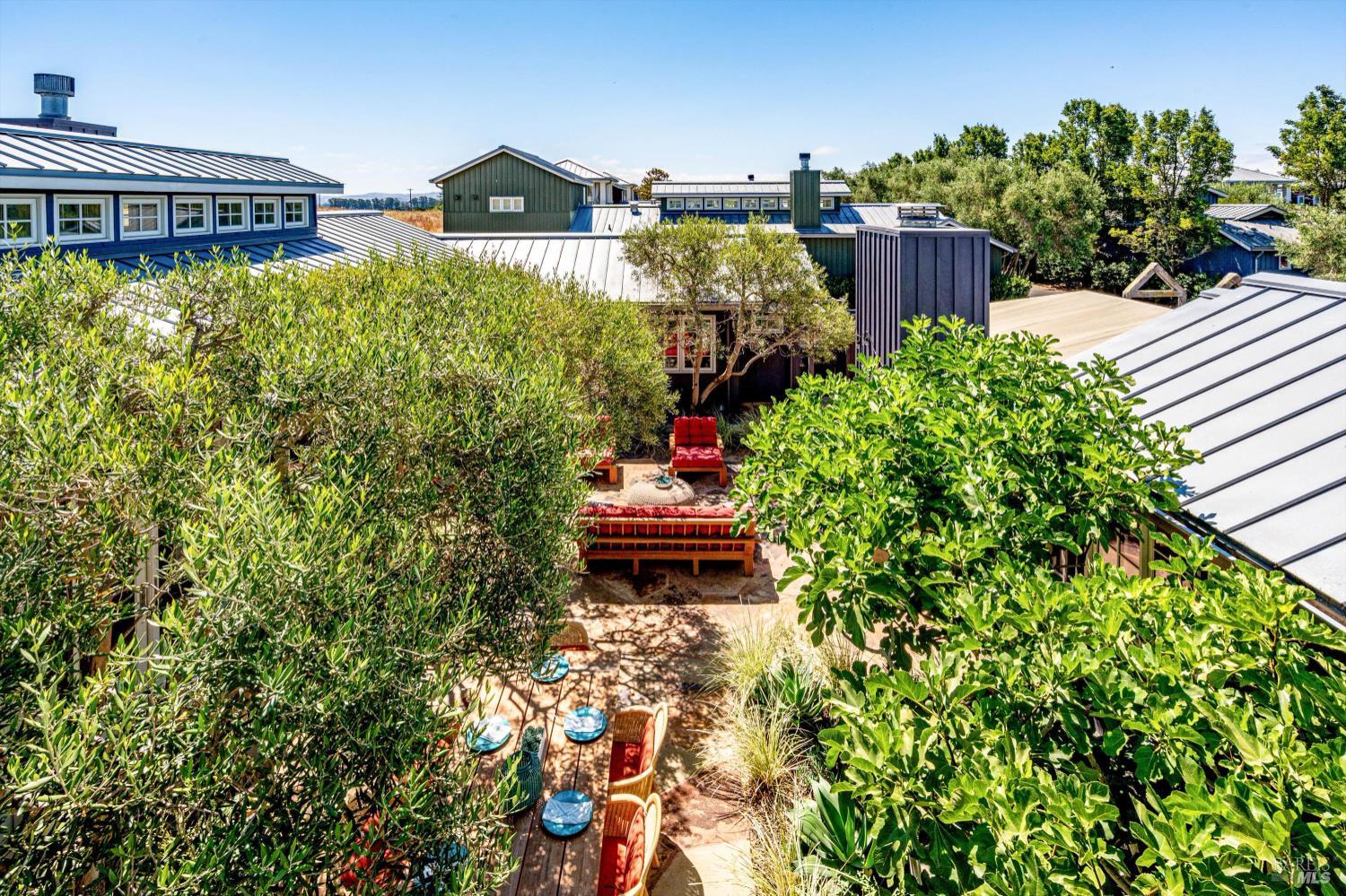 Detail Gallery Image 49 of 86 For 4044 Sonoma Hwy #14,  Napa,  CA 94559 - 2 Beds | 2/1 Baths