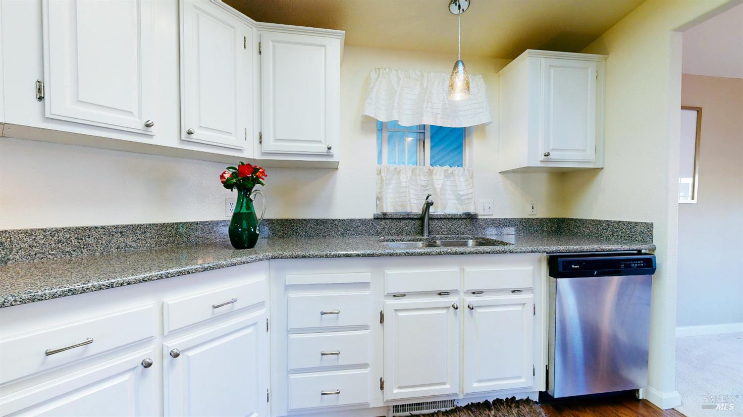 Detail Gallery Image 20 of 51 For 526 Mendocino Dr, Petaluma,  CA 94954 - 2 Beds | 2 Baths