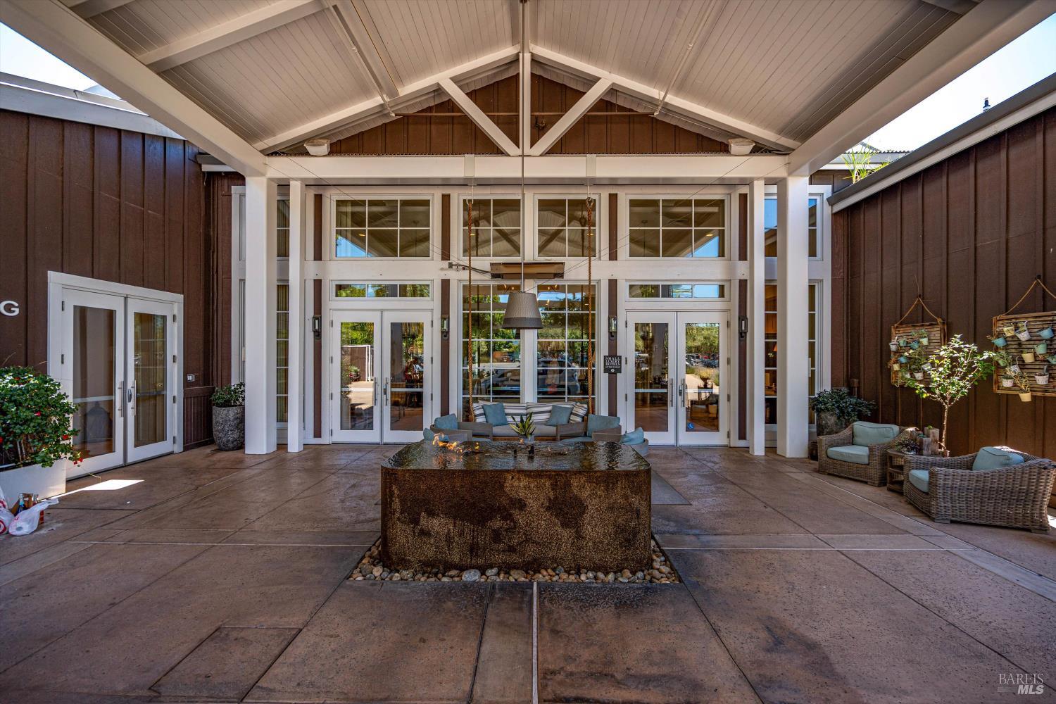 Detail Gallery Image 73 of 86 For 4044 Sonoma Hwy #14,  Napa,  CA 94559 - 2 Beds | 2/1 Baths