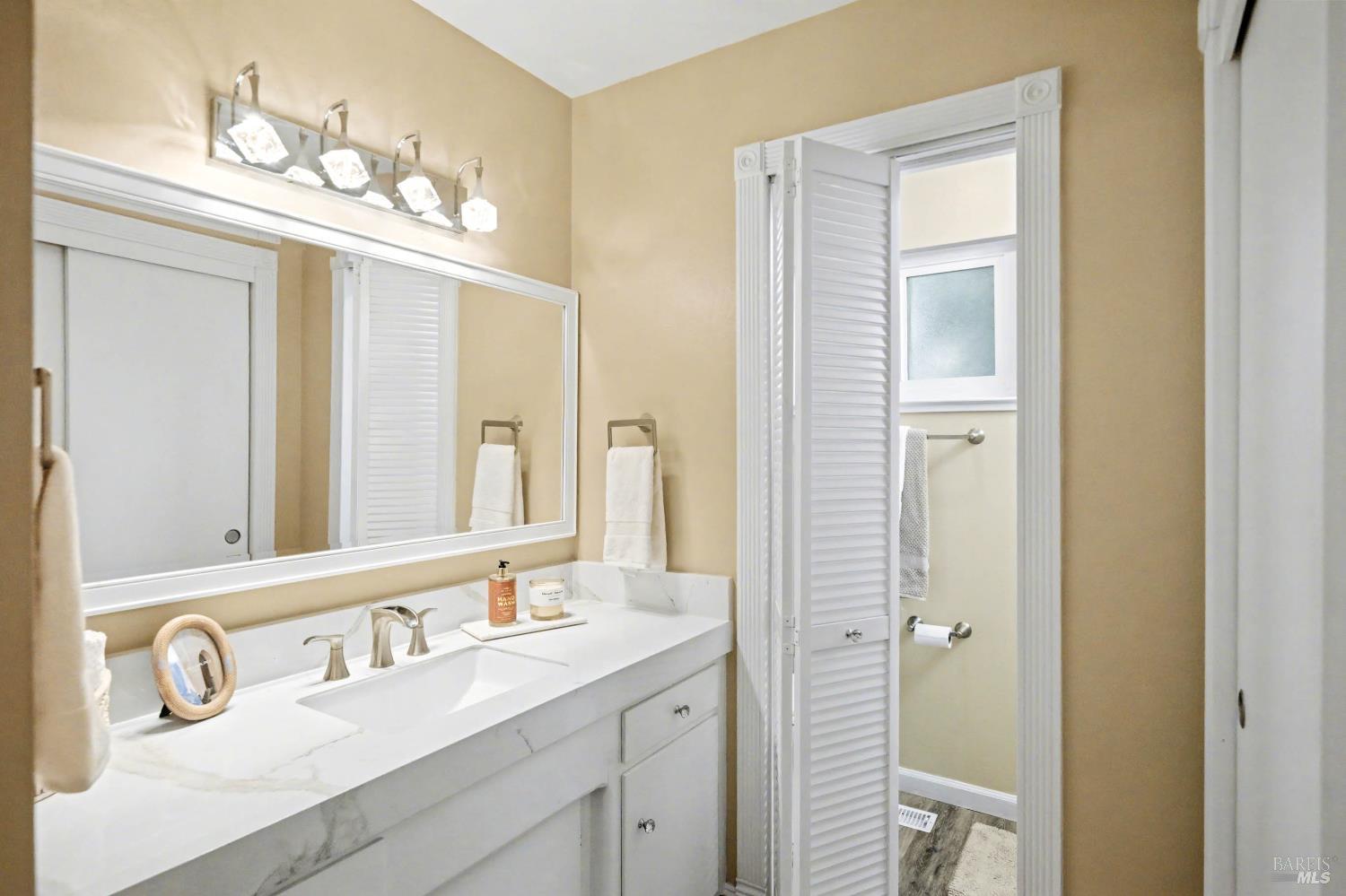 Detail Gallery Image 32 of 53 For 2535 Patricia Dr, Napa,  CA 94558 - 3 Beds | 2 Baths