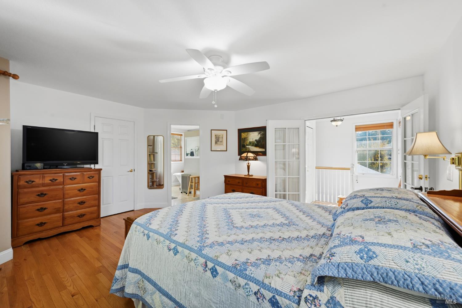 Detail Gallery Image 31 of 52 For 735 Carr Ave, Santa Rosa,  CA 95404 - 3 Beds | 2 Baths