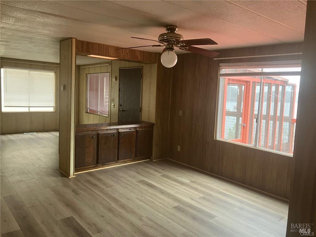 Detail Gallery Image 5 of 19 For 6956 Glebe Dr, Kelseyville,  CA 95451 - 2 Beds | 2 Baths