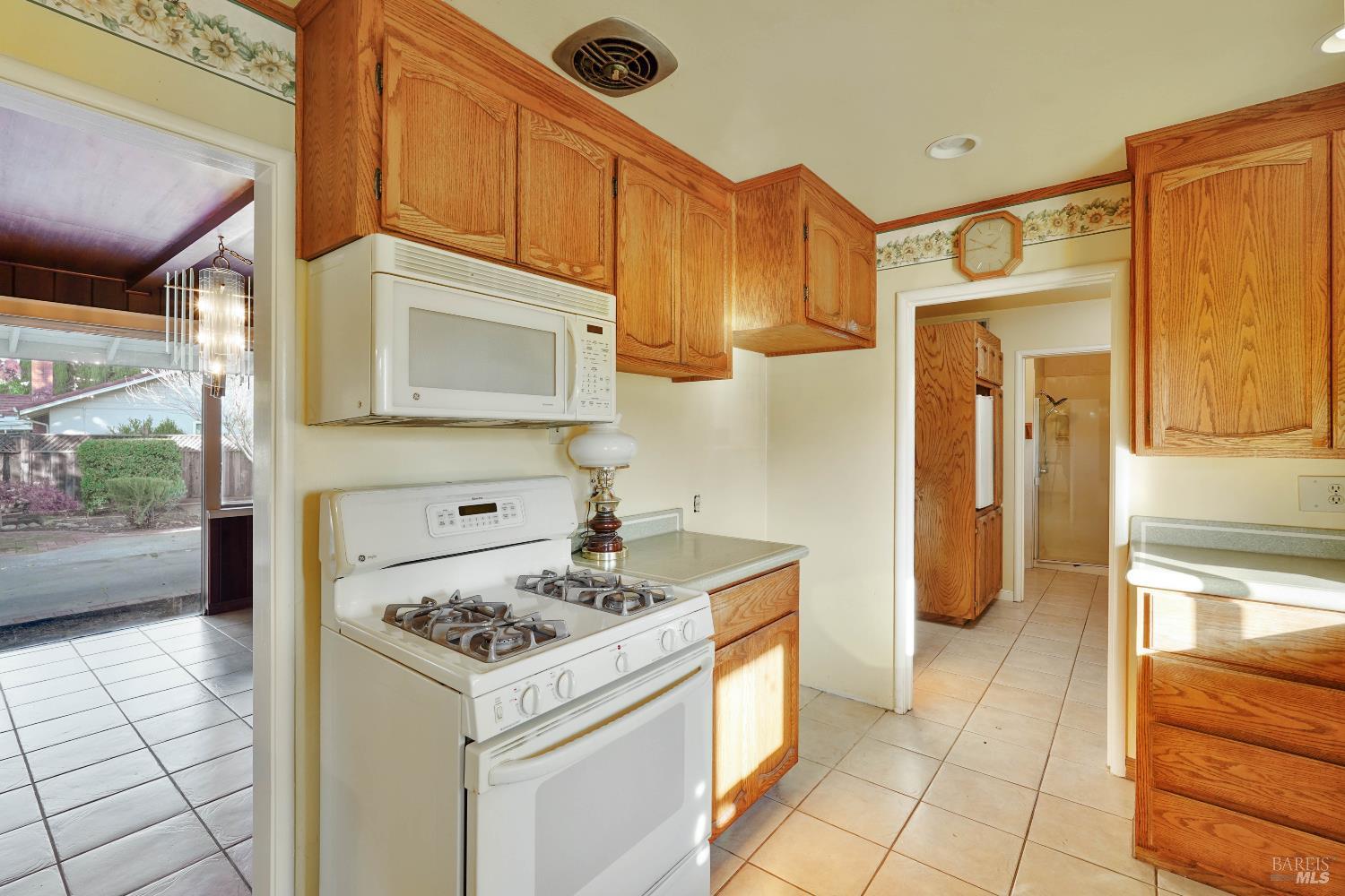 Detail Gallery Image 29 of 80 For 300 Neil St, Vacaville,  CA 95688 - 3 Beds | 2 Baths