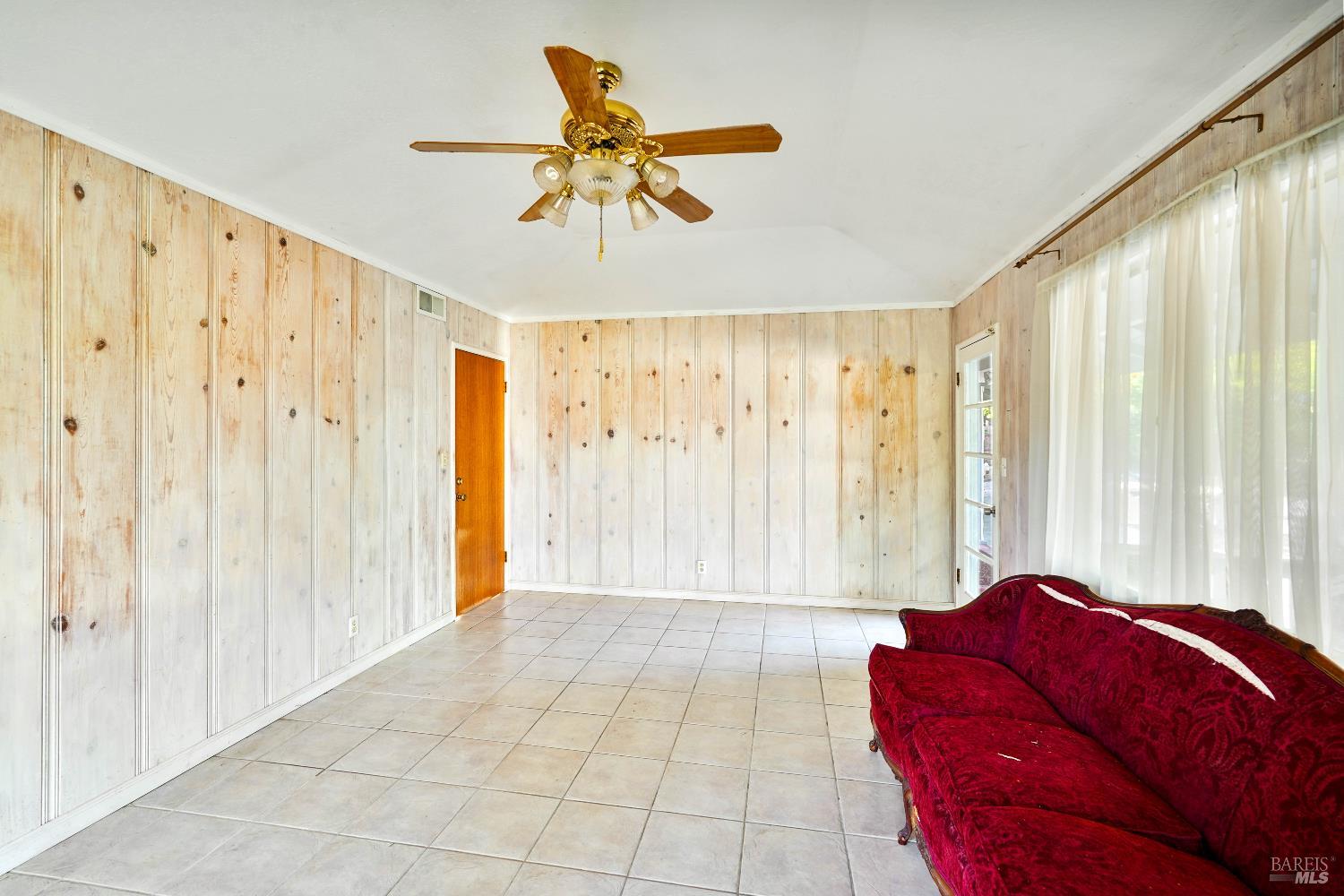 Detail Gallery Image 41 of 80 For 300 Neil St, Vacaville,  CA 95688 - 3 Beds | 2 Baths