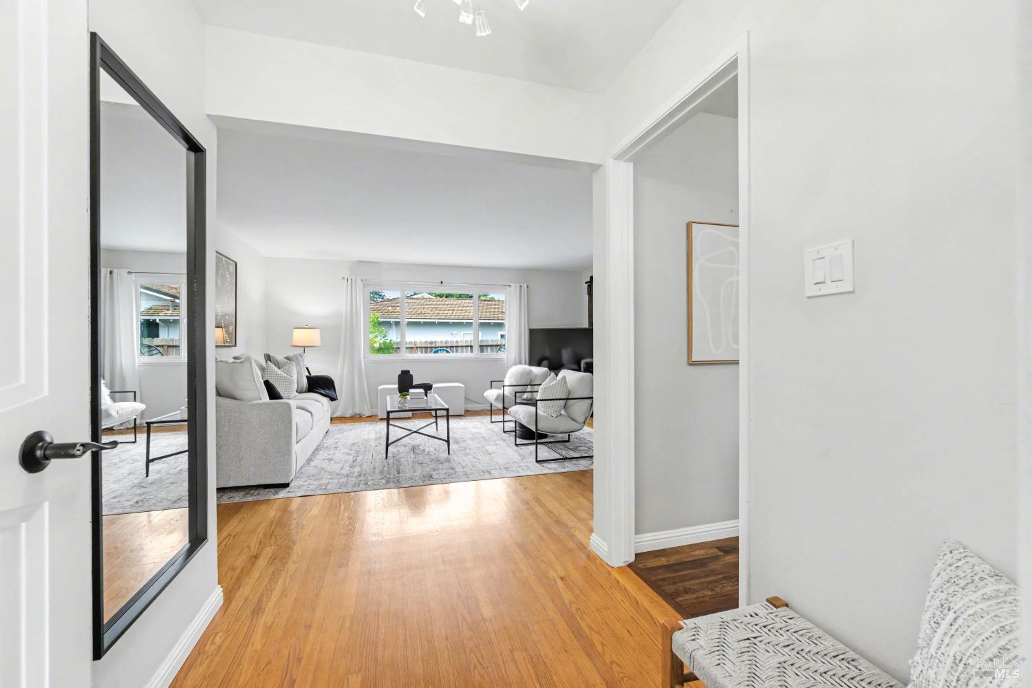 Detail Gallery Image 5 of 53 For 2535 Patricia Dr, Napa,  CA 94558 - 3 Beds | 2 Baths