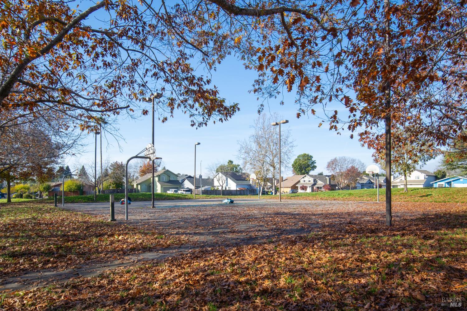 Detail Gallery Image 46 of 48 For 1416 Middlebrook Way, Rohnert Park,  CA 94928 - 3 Beds | 2 Baths