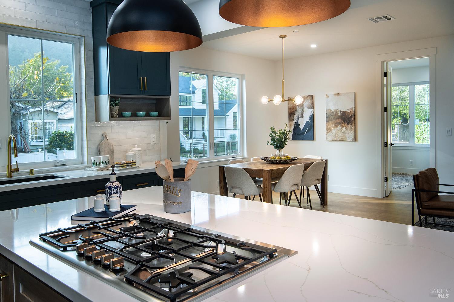 Detail Gallery Image 13 of 61 For 22 Cedar Ave, Kentfield,  CA 94904 - 5 Beds | 5 Baths