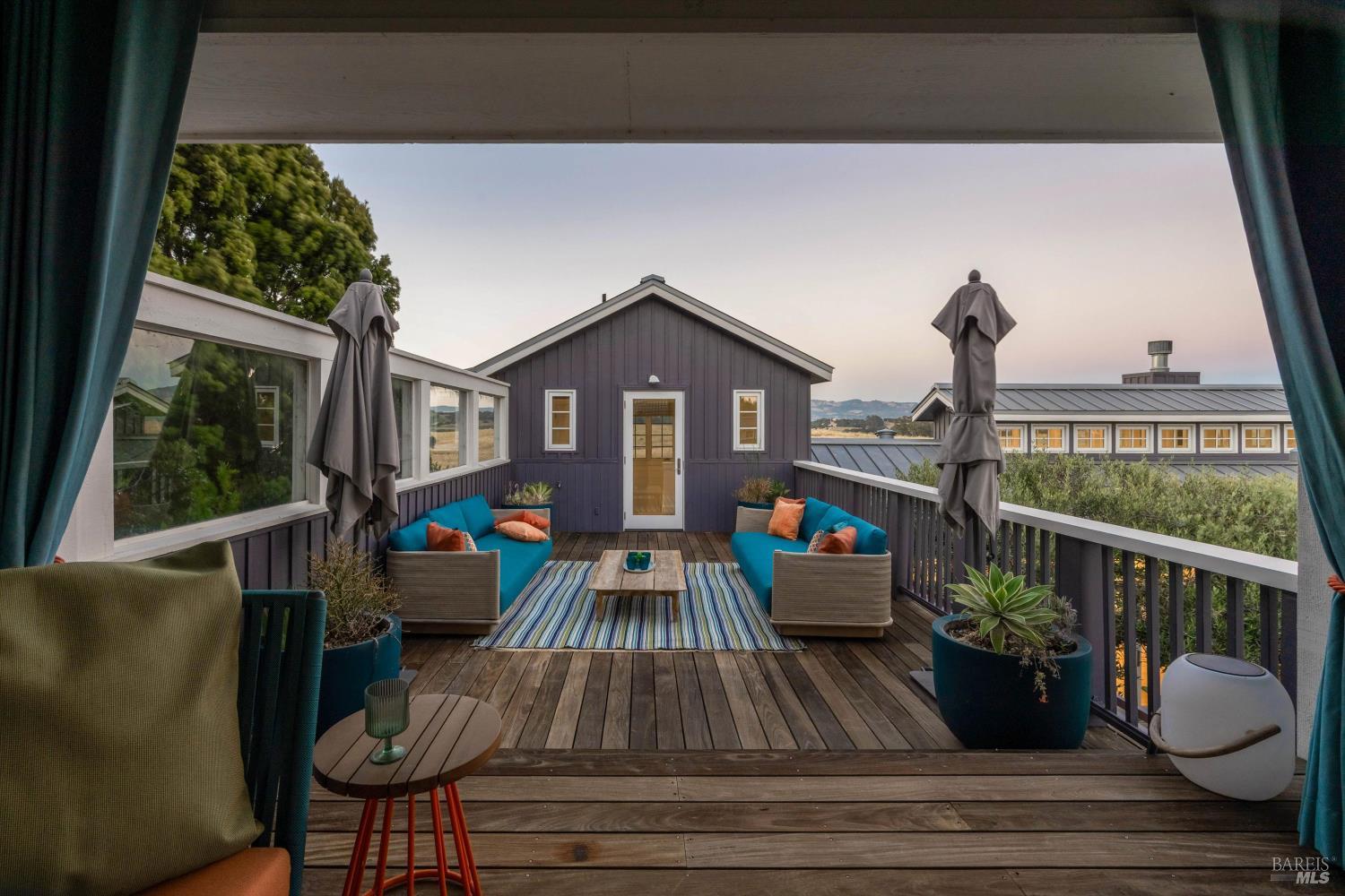 Detail Gallery Image 56 of 86 For 4044 Sonoma Hwy #14,  Napa,  CA 94559 - 2 Beds | 2/1 Baths