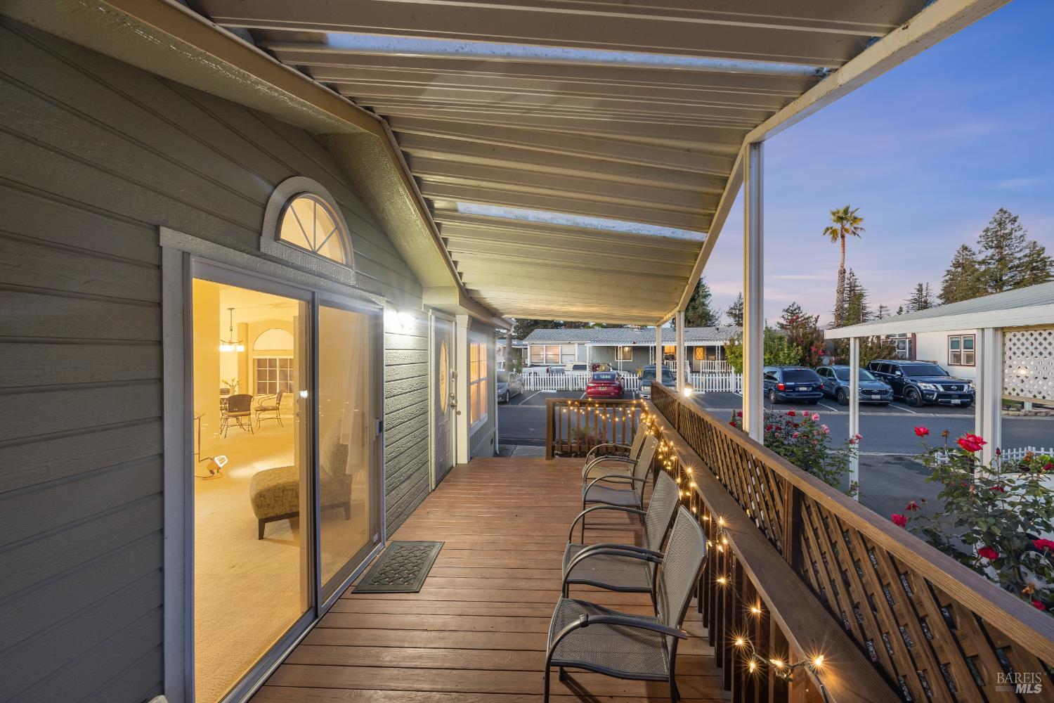 Detail Gallery Image 7 of 51 For 526 Mendocino Dr, Petaluma,  CA 94954 - 2 Beds | 2 Baths