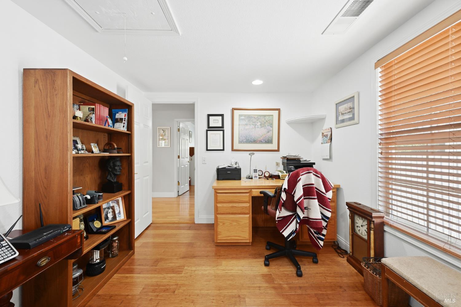 Detail Gallery Image 24 of 52 For 735 Carr Ave, Santa Rosa,  CA 95404 - 3 Beds | 2 Baths