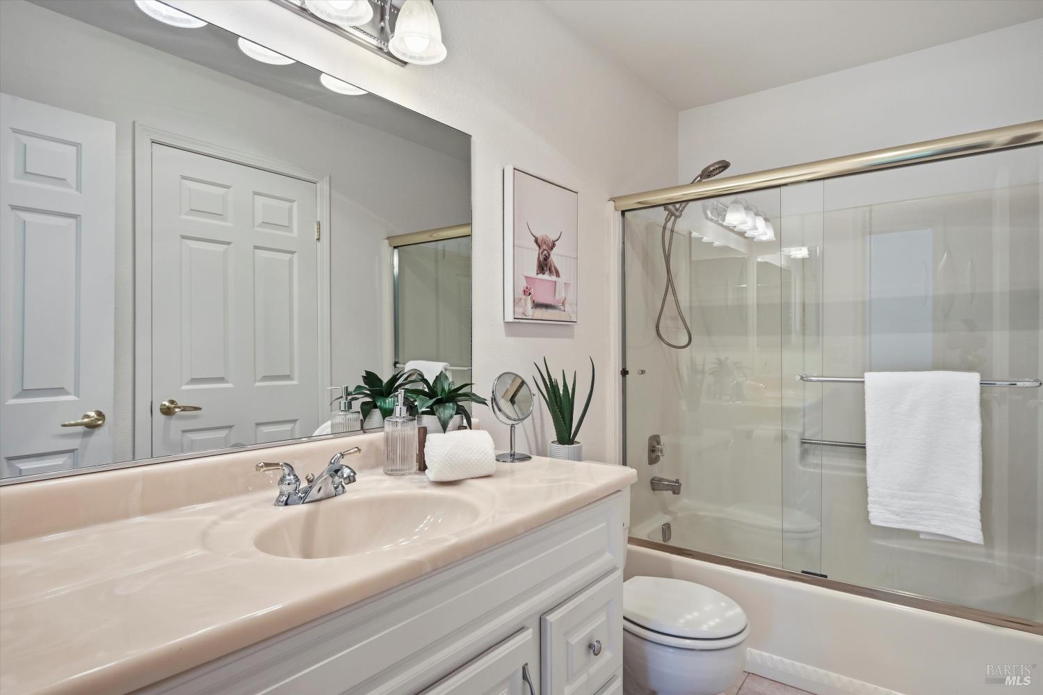 Detail Gallery Image 19 of 31 For 9125 Old Redwood Hwy, Cotati,  CA 94931 - 3 Beds | 2 Baths