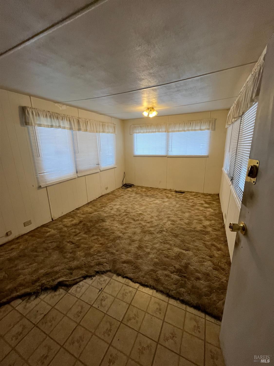 Detail Gallery Image 3 of 10 For 425 Olive St, Vallejo,  CA 94589 - 1 Beds | 1 Baths