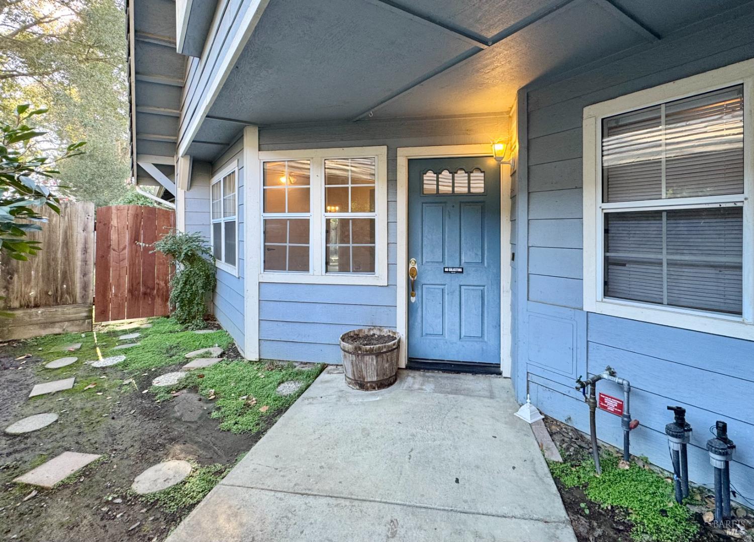 Detail Gallery Image 5 of 34 For 21 Winestone Ct, Napa,  CA 94558 - 3 Beds | 2 Baths