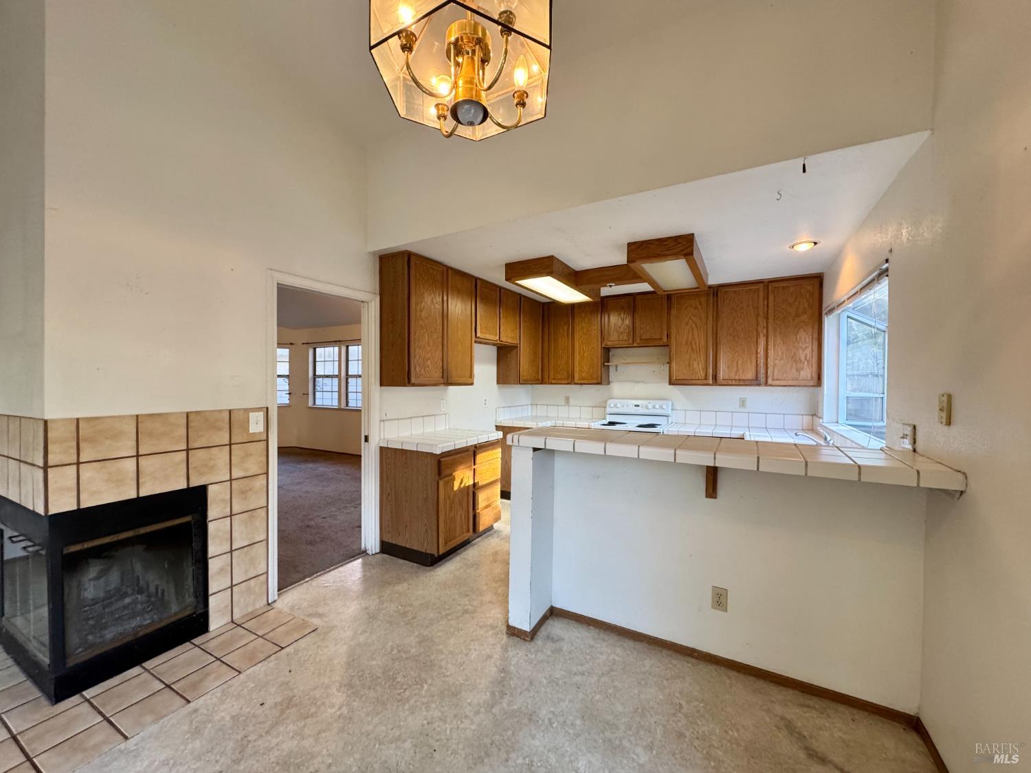 Detail Gallery Image 14 of 34 For 21 Winestone Ct, Napa,  CA 94558 - 3 Beds | 2 Baths