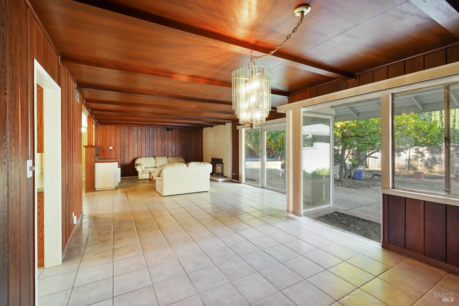 Detail Gallery Image 19 of 80 For 300 Neil St, Vacaville,  CA 95688 - 3 Beds | 2 Baths