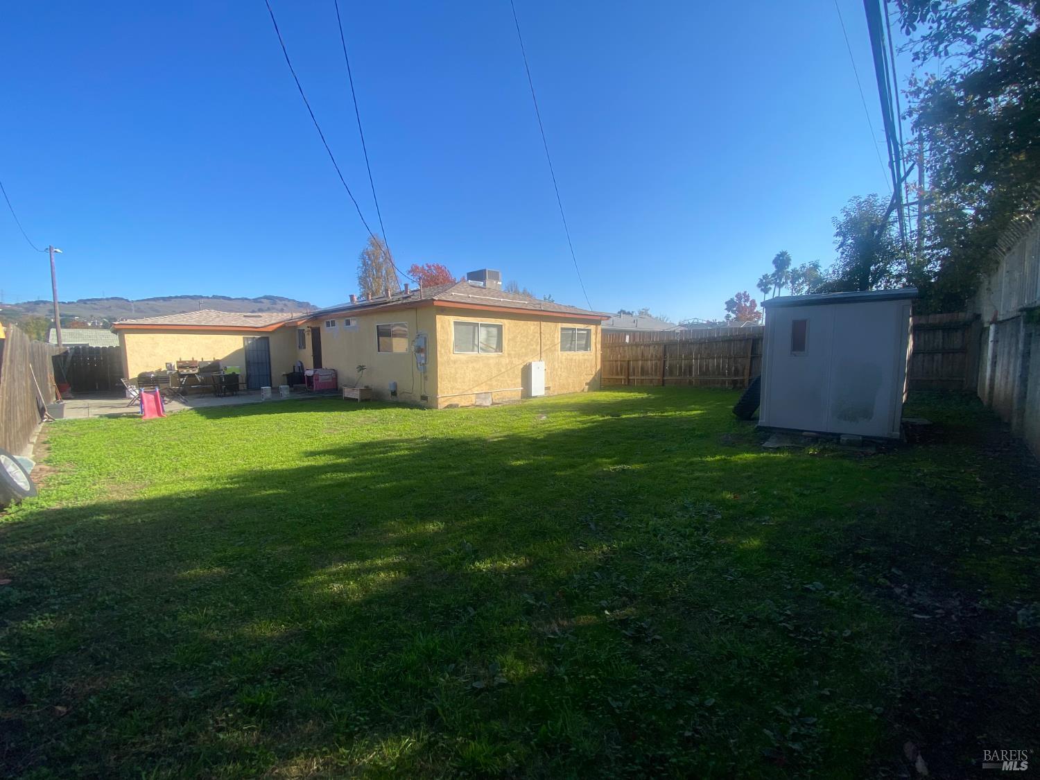 Detail Gallery Image 18 of 23 For 1959 Griffin Dr, Vallejo,  CA 94589 - 3 Beds | 2 Baths