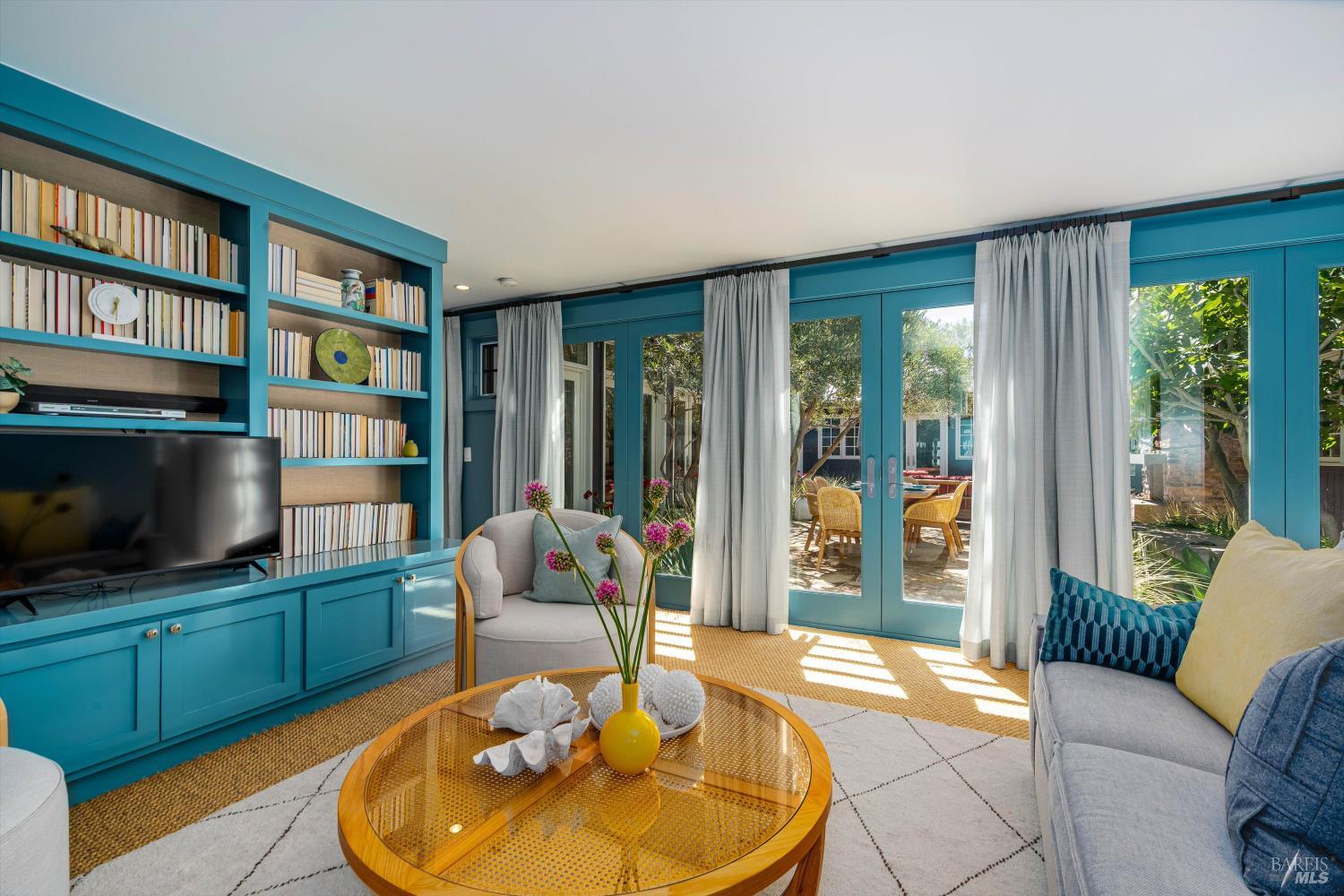 Detail Gallery Image 26 of 86 For 4044 Sonoma Hwy #14,  Napa,  CA 94559 - 2 Beds | 2/1 Baths