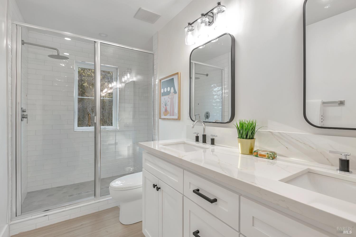 Detail Gallery Image 44 of 61 For 22 Cedar Ave, Kentfield,  CA 94904 - 5 Beds | 5 Baths