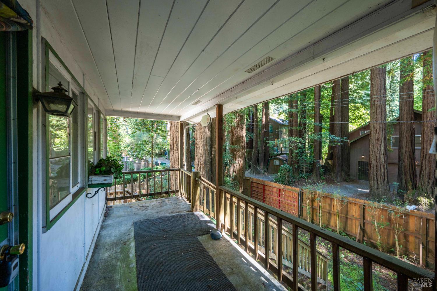 Detail Gallery Image 11 of 20 For 17390 Riverside Dr, Guerneville,  CA 95446 - 2 Beds | 1 Baths