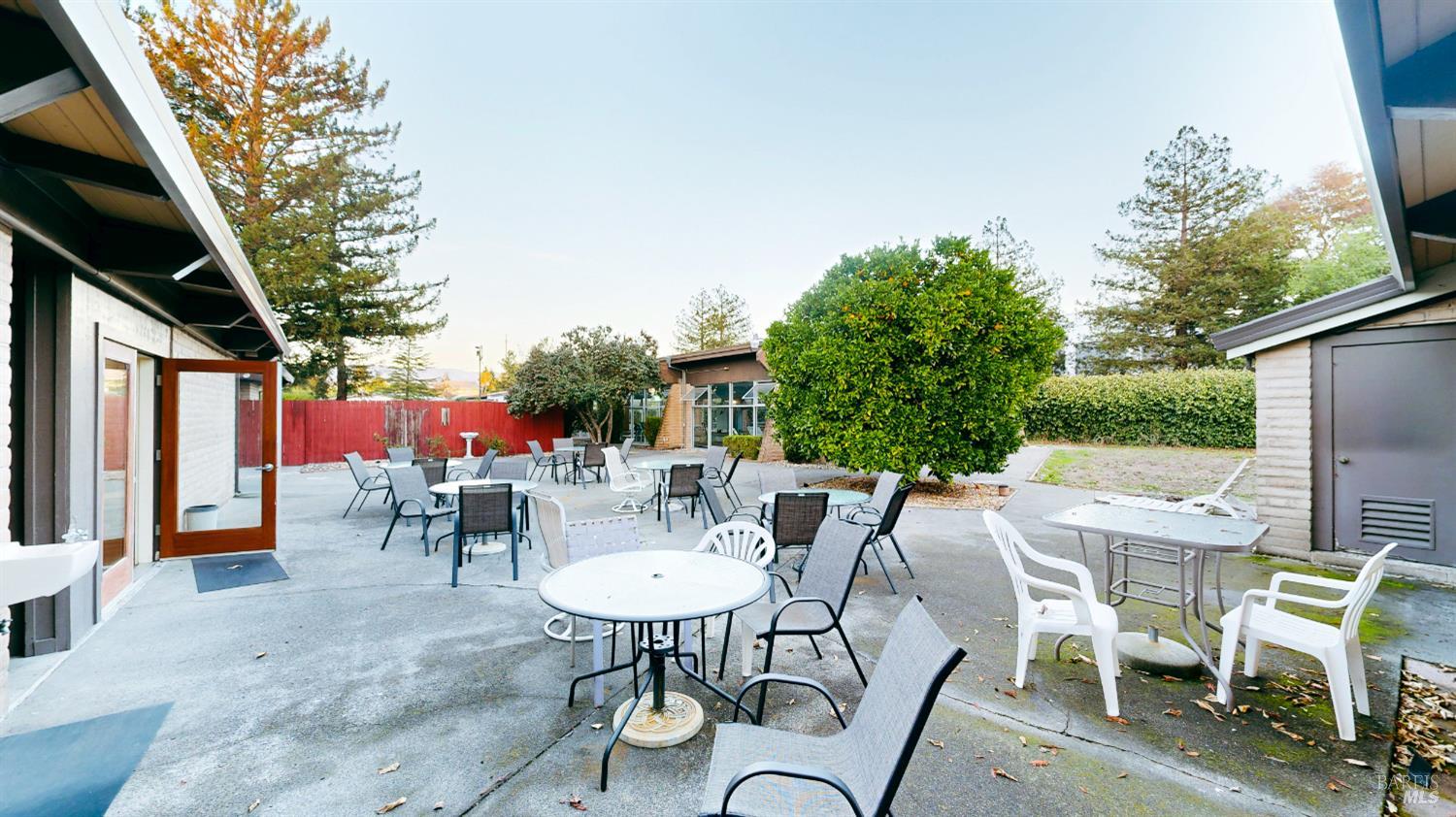 Detail Gallery Image 48 of 51 For 526 Mendocino Dr, Petaluma,  CA 94954 - 2 Beds | 2 Baths