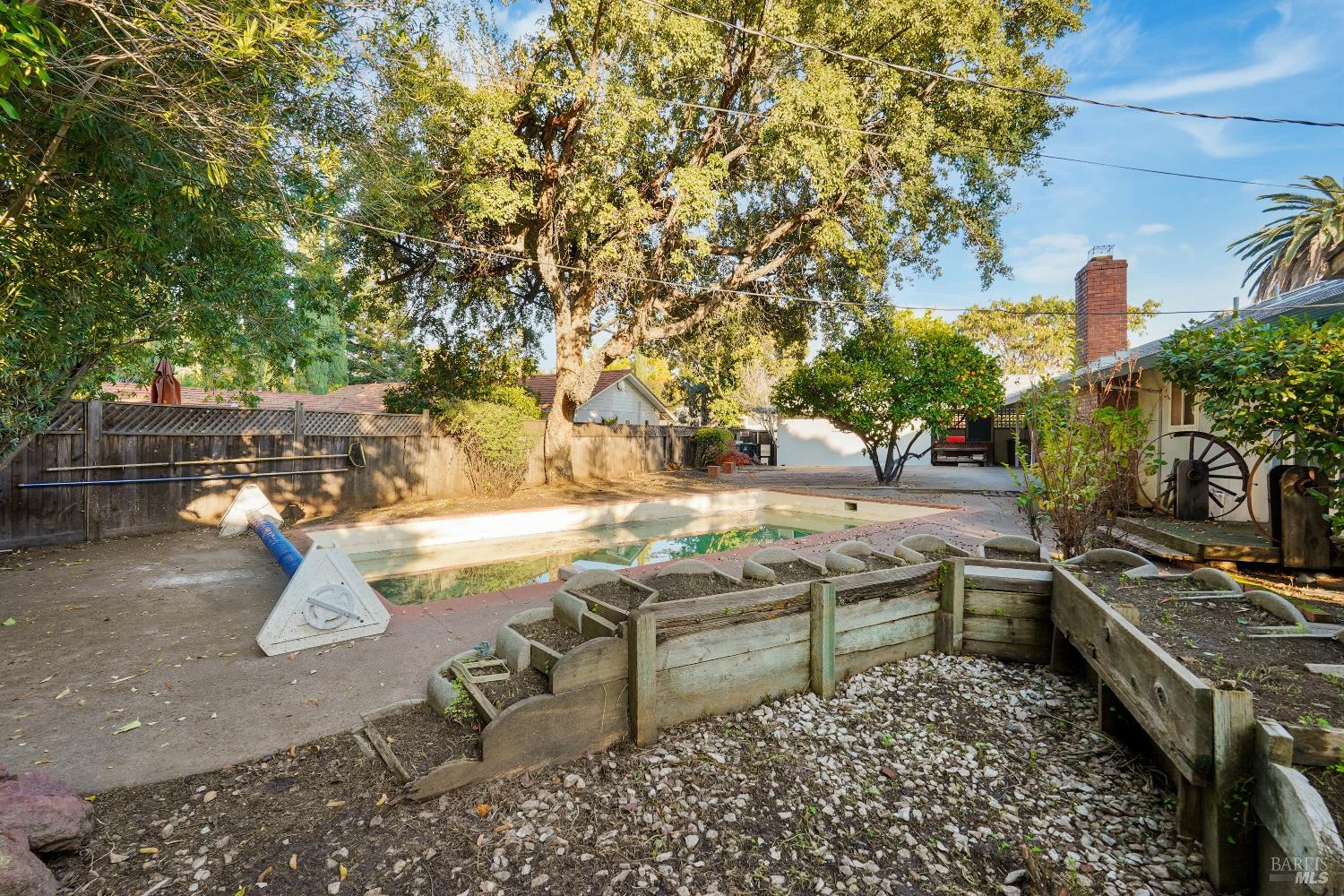 Detail Gallery Image 77 of 80 For 300 Neil St, Vacaville,  CA 95688 - 3 Beds | 2 Baths