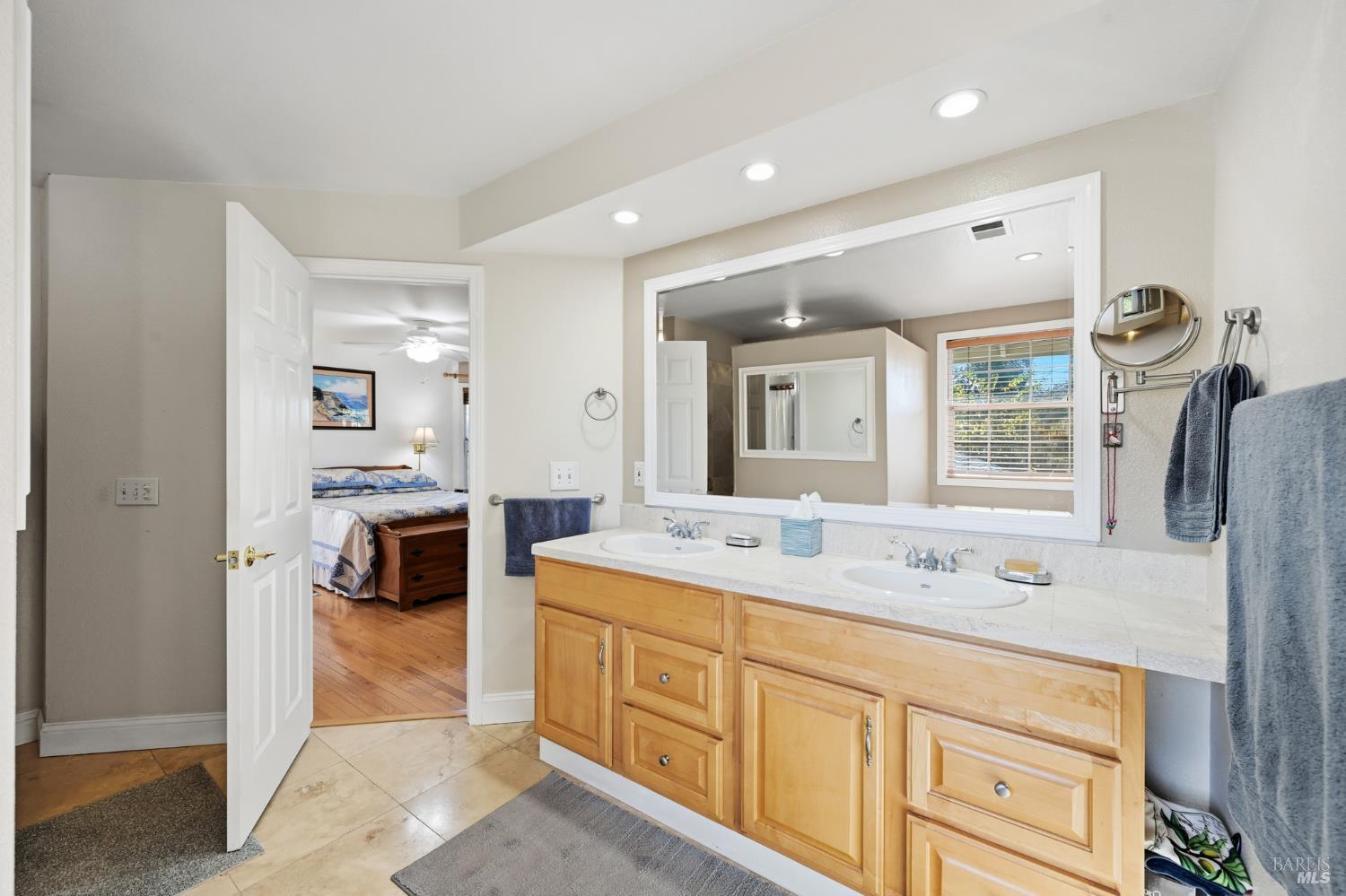 Detail Gallery Image 39 of 52 For 735 Carr Ave, Santa Rosa,  CA 95404 - 3 Beds | 2 Baths