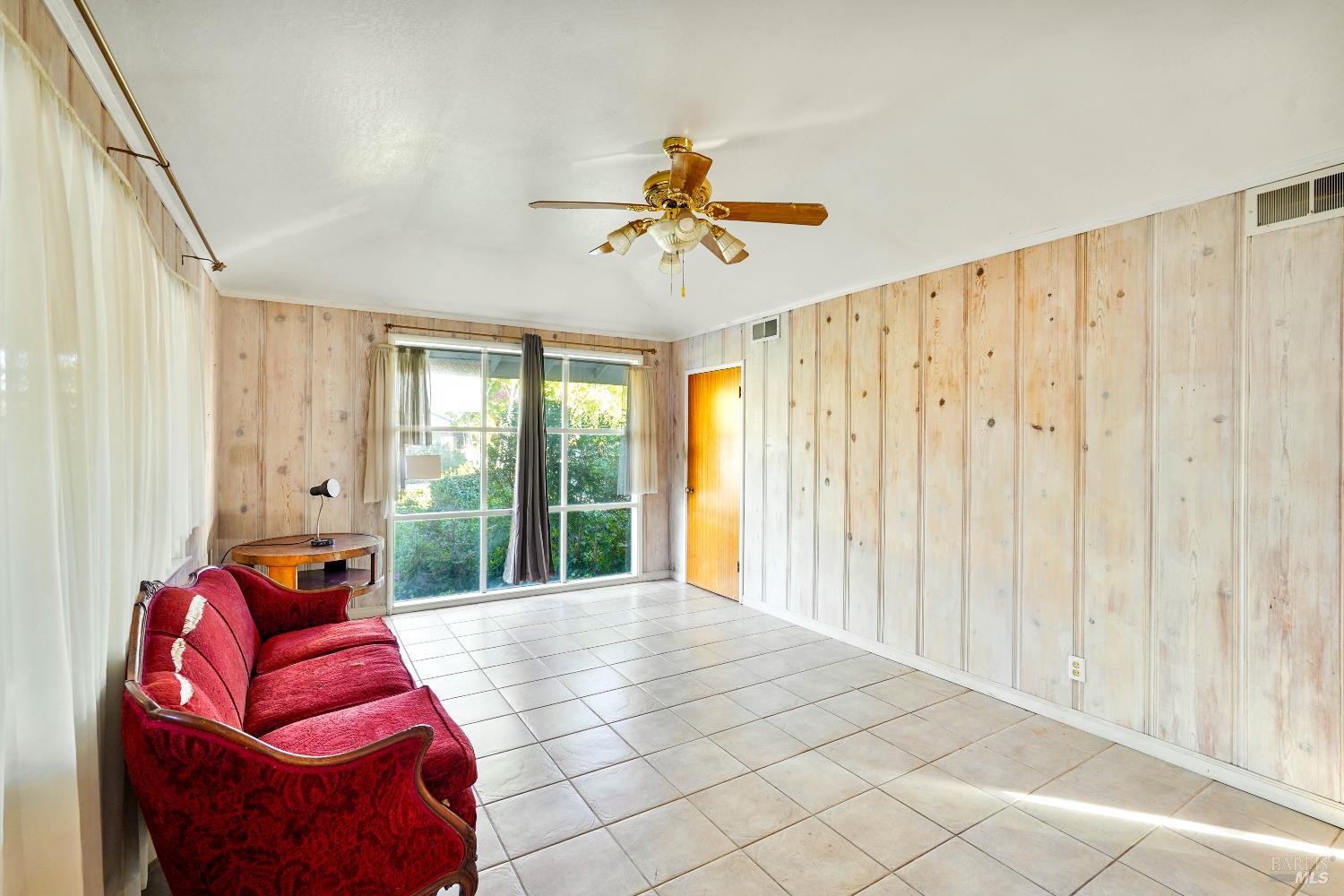 Detail Gallery Image 40 of 80 For 300 Neil St, Vacaville,  CA 95688 - 3 Beds | 2 Baths