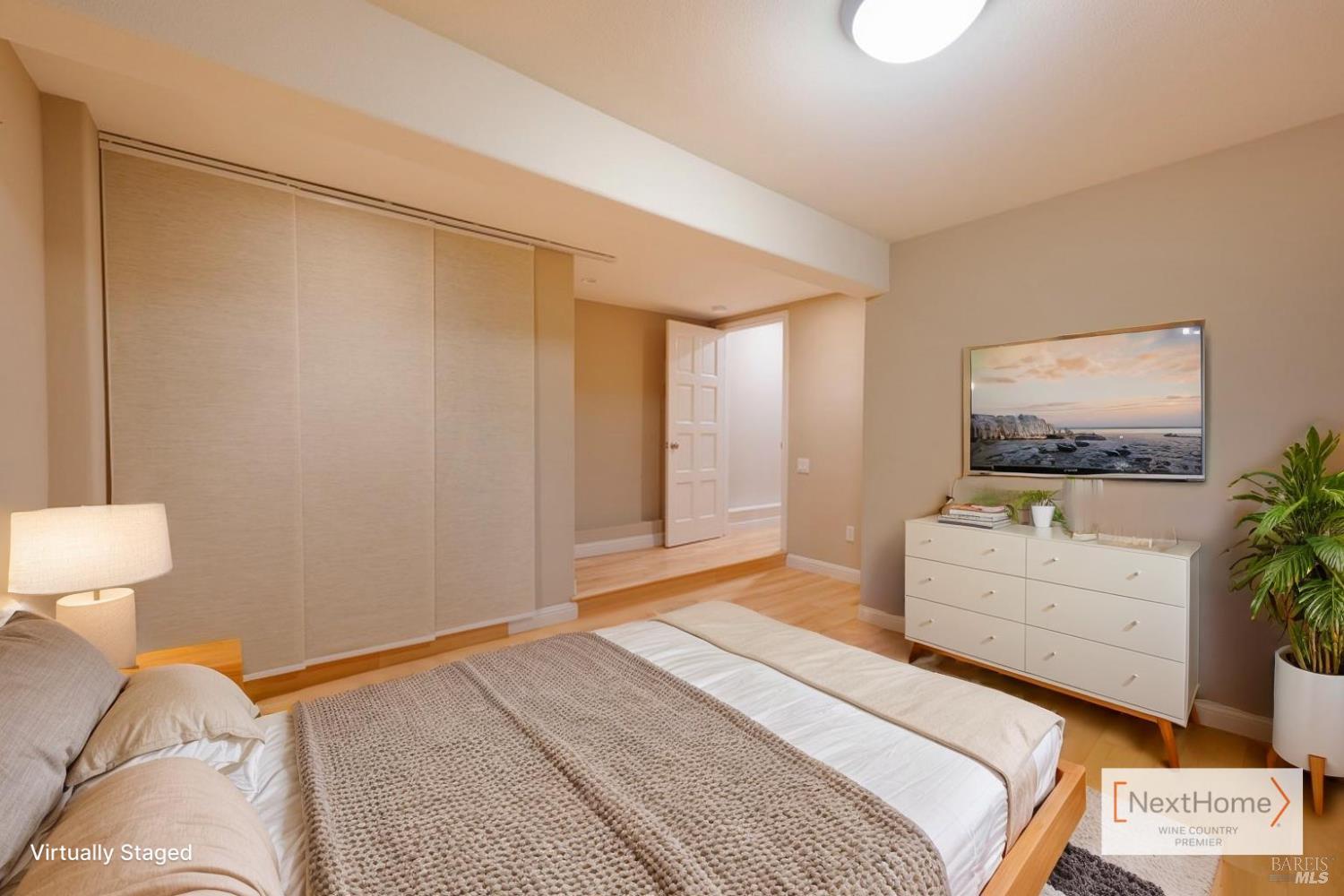 Detail Gallery Image 26 of 41 For 2531 Del Rosa Ave, Santa Rosa,  CA 95409 - 3 Beds | 2/1 Baths