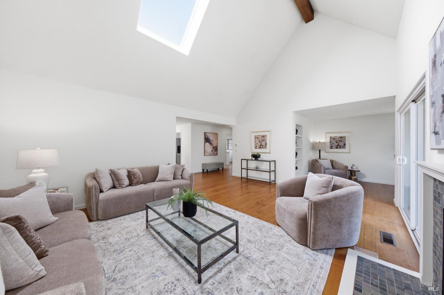 Detail Gallery Image 9 of 43 For 679 Lobelia Ct, Sonoma,  CA 95476 - 2 Beds | 2 Baths