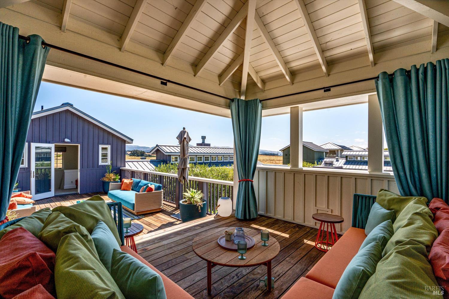 Detail Gallery Image 54 of 86 For 4044 Sonoma Hwy #14,  Napa,  CA 94559 - 2 Beds | 2/1 Baths