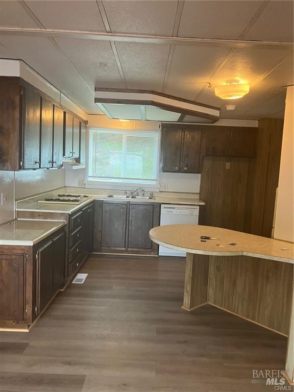 Detail Gallery Image 7 of 19 For 6956 Glebe Dr, Kelseyville,  CA 95451 - 2 Beds | 2 Baths