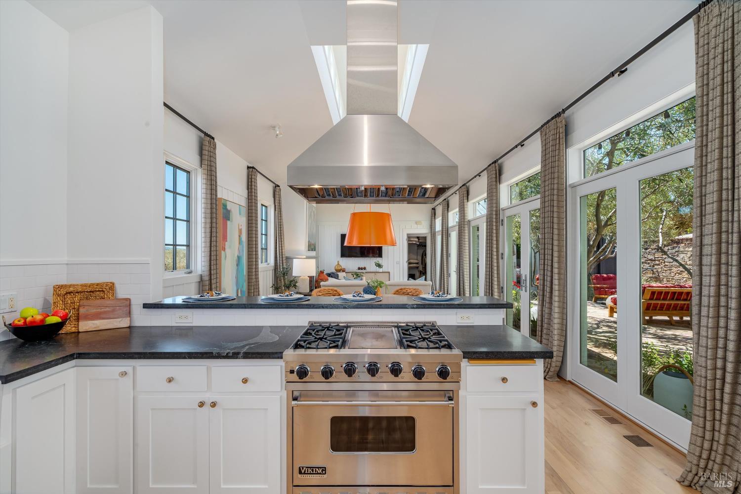 Front Image Thumbnail for BA325101019