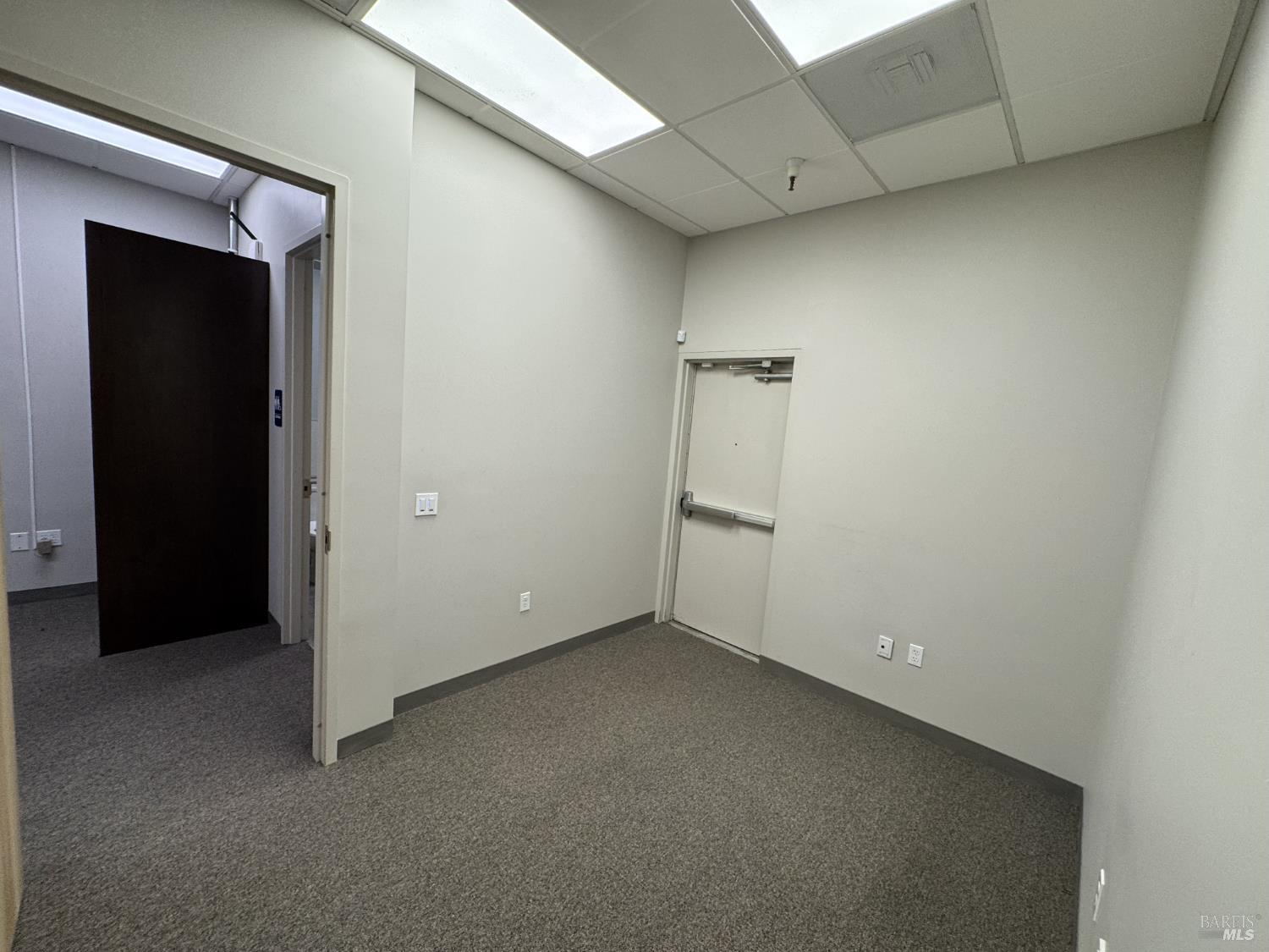 Detail Gallery Image 12 of 12 For 975 Diablo Ave #104,  Novato,  CA 94947 - – Beds | – Baths