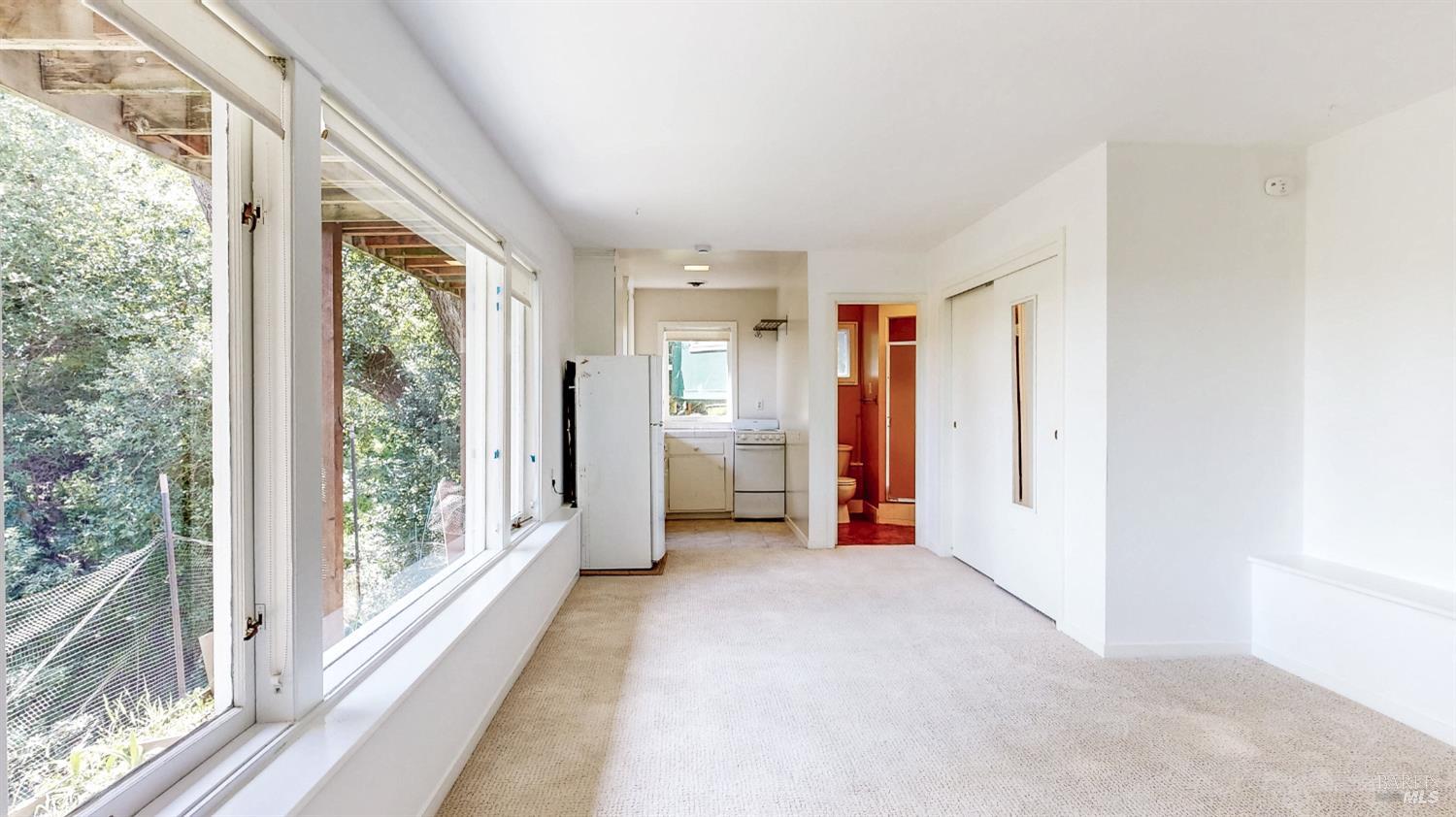 Detail Gallery Image 12 of 17 For 295 Scenic Rd, Fairfax,  CA 94930 - – Beds | – Baths