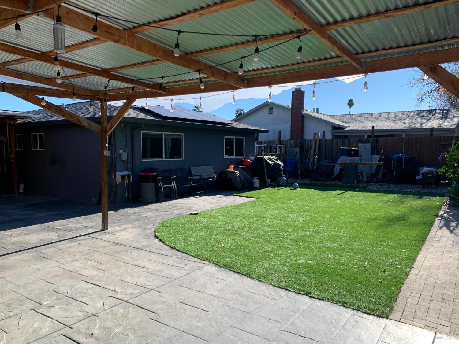 Detail Gallery Image 11 of 17 For 497 Umland Dr, Santa Rosa,  CA 95401 - 3 Beds | 2 Baths