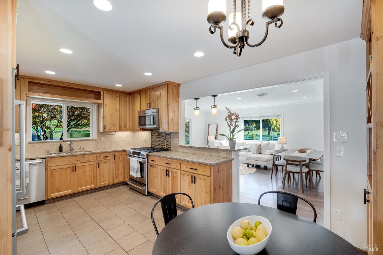 Detail Gallery Image 13 of 53 For 13180 Bodega Hwy, Sebastopol,  CA 95472 - 3 Beds | 2 Baths