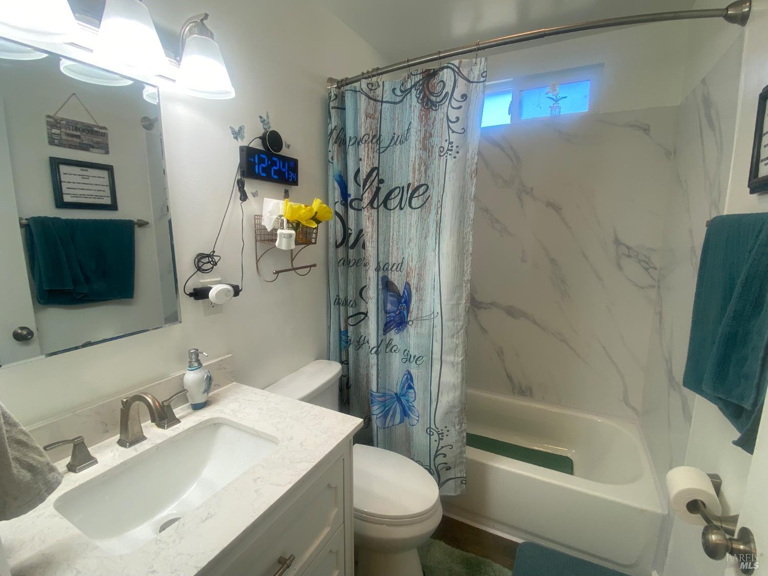 Detail Gallery Image 10 of 23 For 1959 Griffin Dr, Vallejo,  CA 94589 - 3 Beds | 2 Baths