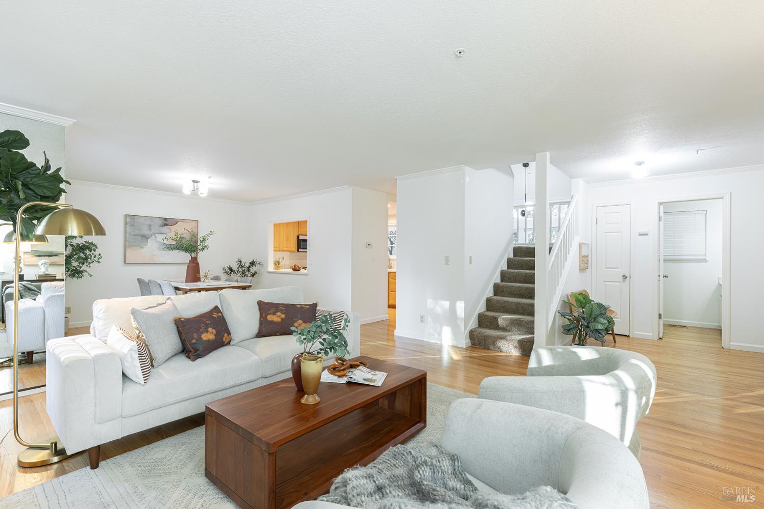 Detail Gallery Image 5 of 56 For 71 Valley Club Cir, Napa,  CA 94558 - 3 Beds | 2/1 Baths