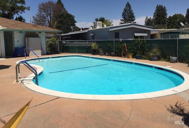 Detail Gallery Image 21 of 24 For 6781 Evergreen Ave, Sebastopol,  CA 95472 - 2 Beds | 2 Baths