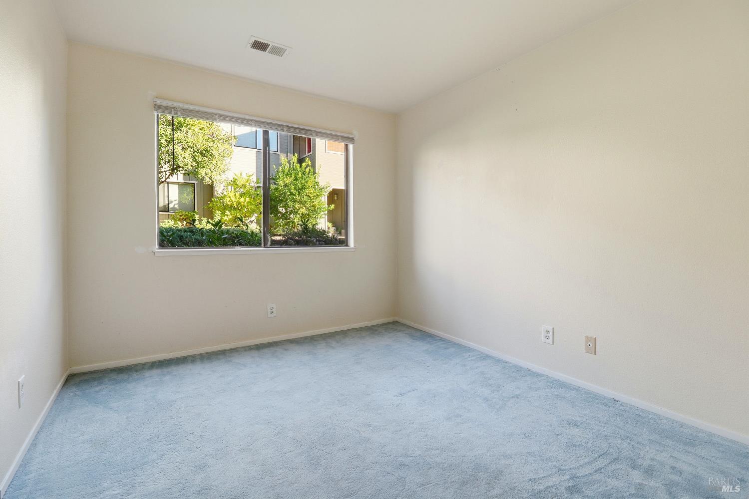 Detail Gallery Image 16 of 35 For 458 Bernice Ln, Sonoma,  CA 95476 - 2 Beds | 2 Baths