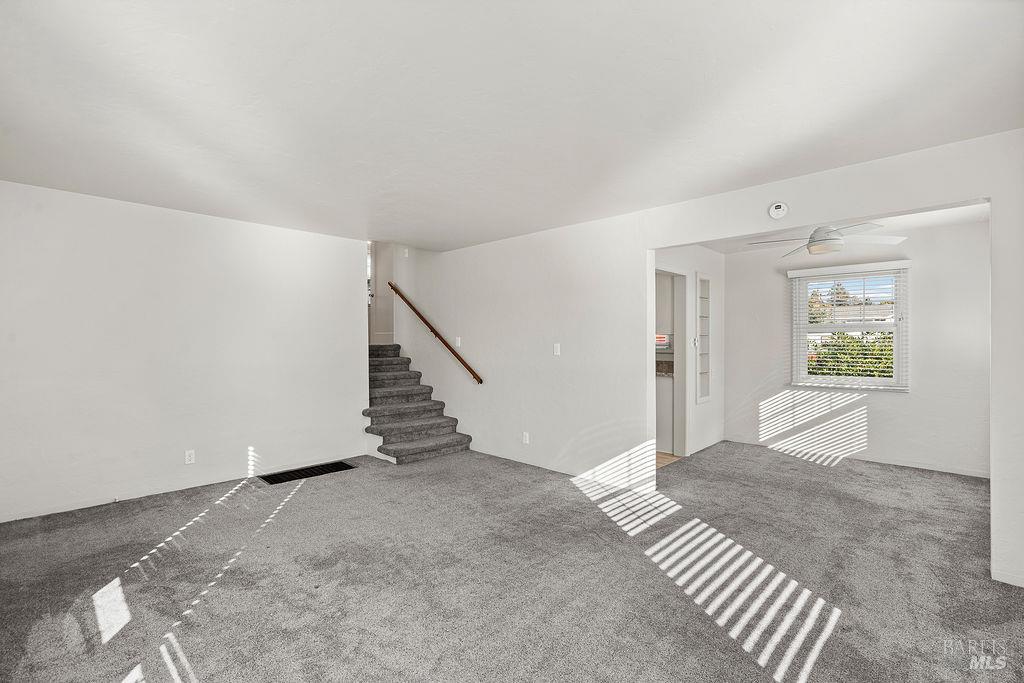 Detail Gallery Image 6 of 31 For 104 Hermosa Ave, Vallejo,  CA 94589 - 2 Beds | 1 Baths