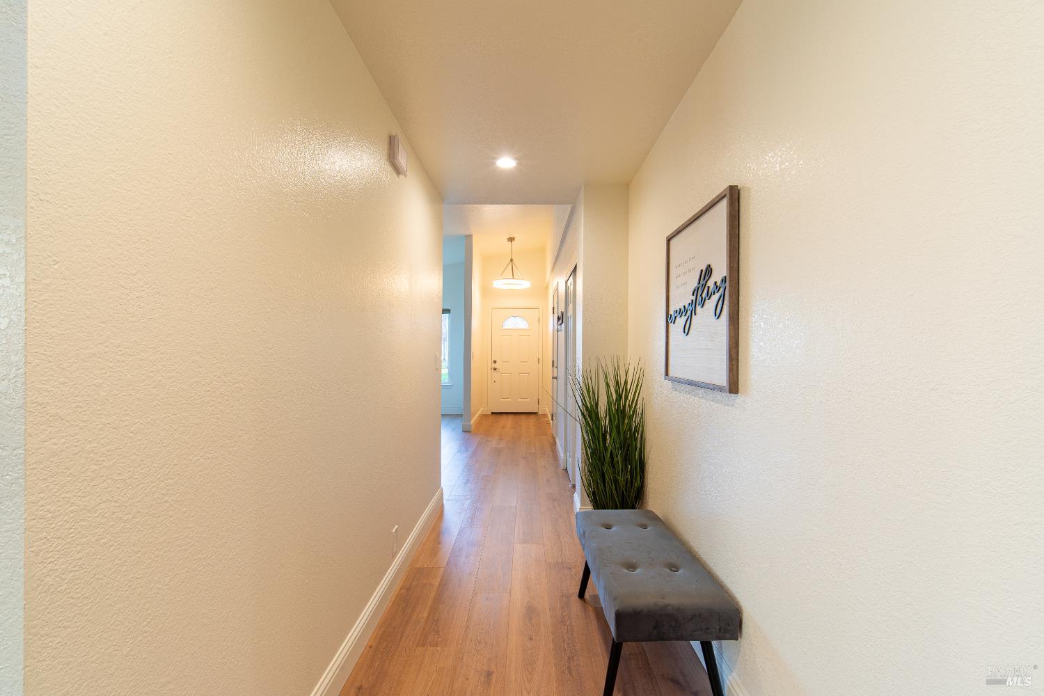 Detail Gallery Image 19 of 48 For 1416 Middlebrook Way, Rohnert Park,  CA 94928 - 3 Beds | 2 Baths