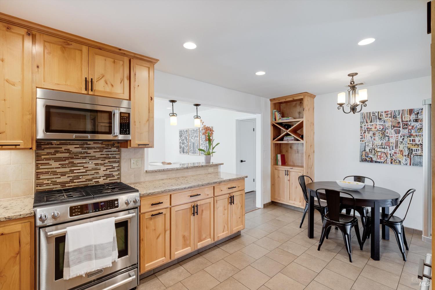 Detail Gallery Image 15 of 53 For 13180 Bodega Hwy, Sebastopol,  CA 95472 - 3 Beds | 2 Baths