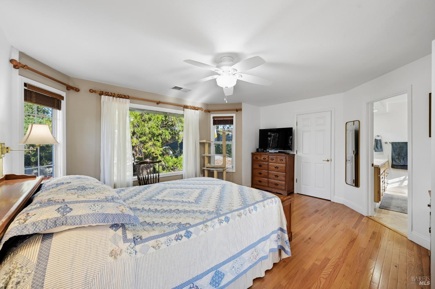 Detail Gallery Image 30 of 52 For 735 Carr Ave, Santa Rosa,  CA 95404 - 3 Beds | 2 Baths