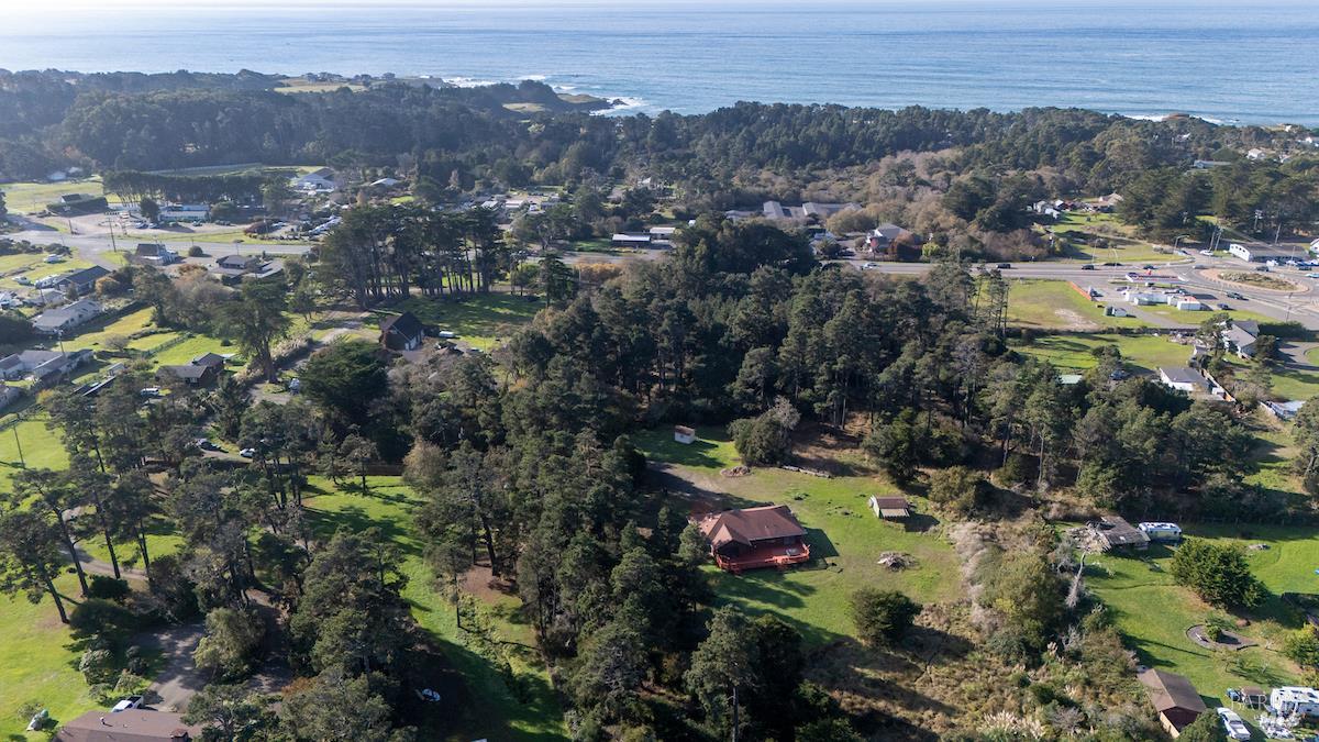 Detail Gallery Image 39 of 39 For 18391 Old Coast Hwy, Fort Bragg,  CA 95437 - 3 Beds | 2 Baths