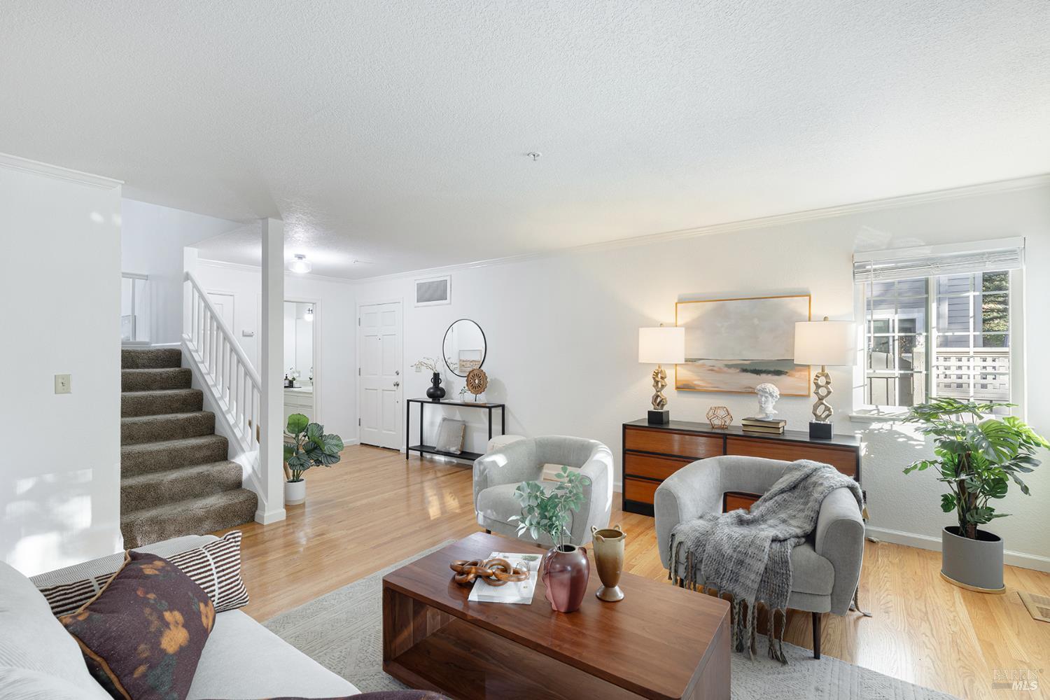 Detail Gallery Image 6 of 56 For 71 Valley Club Cir, Napa,  CA 94558 - 3 Beds | 2/1 Baths